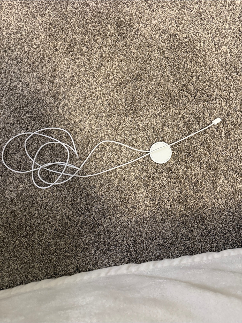 White Magnetic Charger Cable
